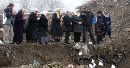 Žene Srebrenice: Masovna grobnica u Kozluku je mjesto na kojem čovjek zanijemi