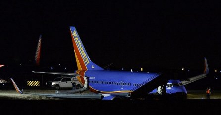 Avion  proklizao po travi i zaglavio se, ima povrijeđenih