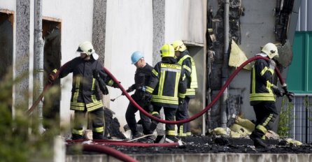 U požaru u izbjegličkom kampu smrtno stradala jedna osoba