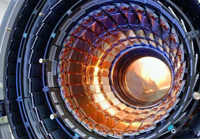 Naučnici CERN-a na tragu nove čestice?