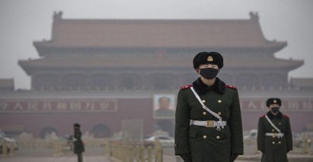  Nova crvena uzbuna zbog zagađenja u Pekingu)