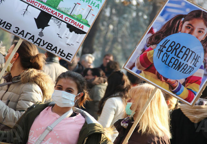 Skoplje: Oko hiljadu građana protestovalo zbog zagađenosti zraka