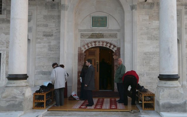 aa-picture-20151222-7119215-web