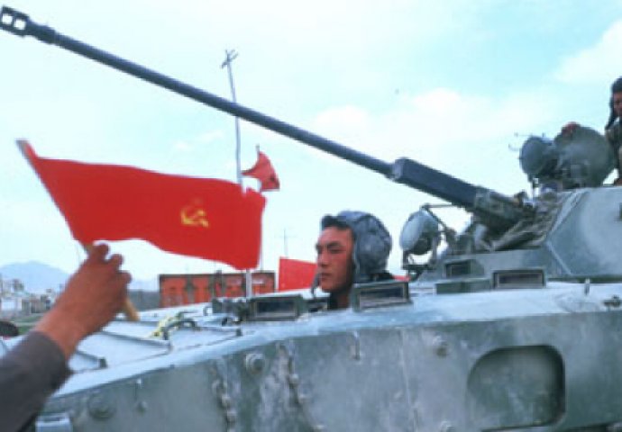 Sovjeti zauzimaju Kabul