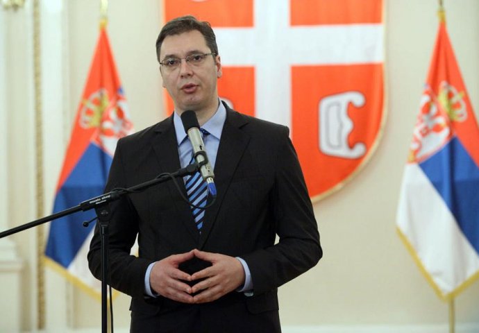 Vučić čestitao Božić po gregorijanskom kalendaru