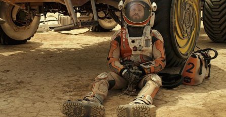 Marsovac: Duhoviti botaničar u začuđujuće zabavnoj svemirskoj avanturi