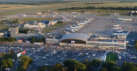 Trojica Marokanaca zbog šale izbačena iz aviona