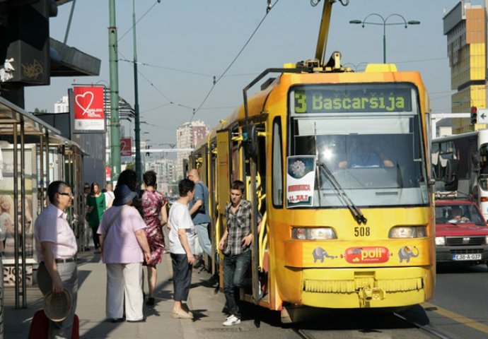 Pokrenuta peticija za uvođenje noćnog javnog prevoza u Sarajevu