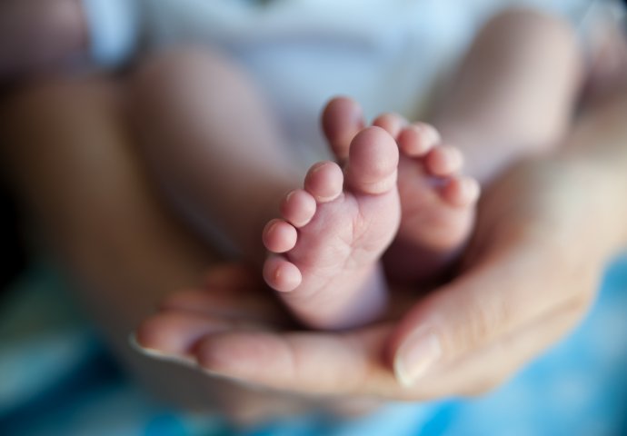 Osmišljenja aplikacija o porođaju s ciljem smanjena smrti majki i beba