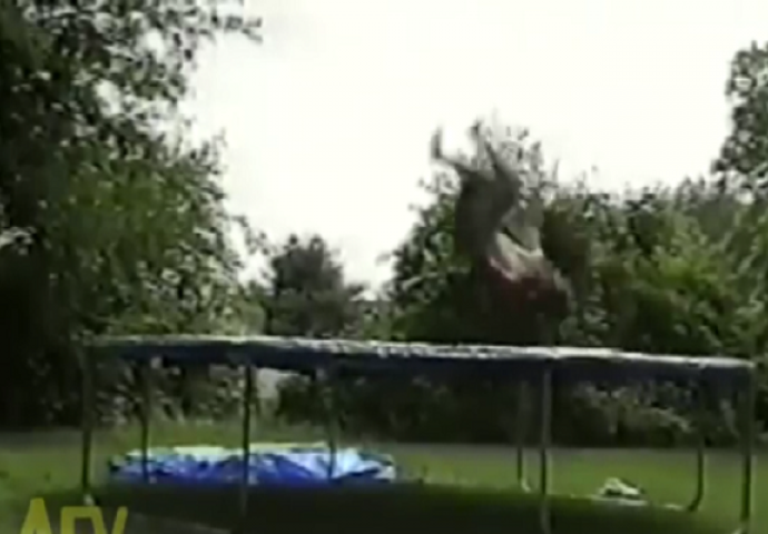 Ni trampolina nije za svakoga,pogledajte zašto (VIDEO)