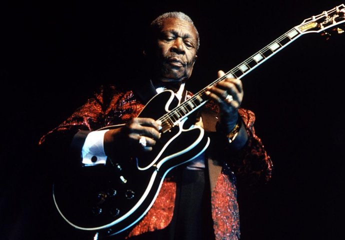 Zvijezde koje su nas napustile u 2015. godini: Od popularnih pisaca, legendi bluza, do TV ličnosti