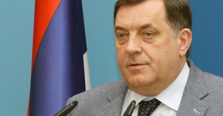 Dodik: Niko se neće igrati Republikom Srpskom