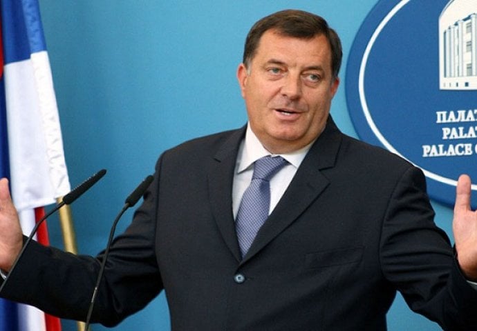 Dodik: Niko se neće igrati Republikom Srpskom