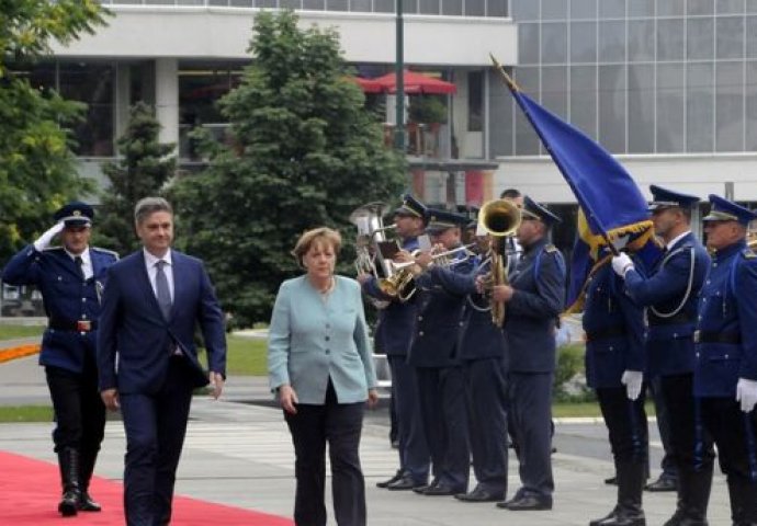 Politička previranja, posjete, godišnjice...: Događaji koji su obilježili 2015. u BiH