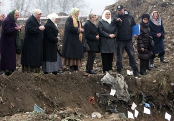 Politička previranja, posjete, godišnjice...: Događaji koji su obilježili 2015. u BiH