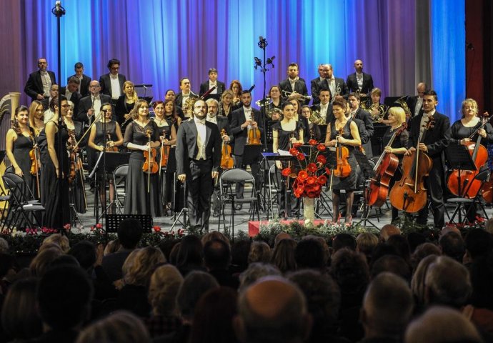 Novogodišnji koncert Sarajevske filharmonije u Narodnom pozorištu