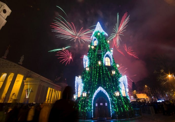 Pogledajte kako su ljudi širom svijeta dočekali Novu Godinu
