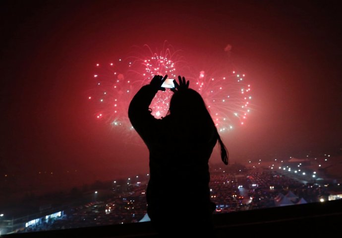 Pogledajte kako su ljudi širom svijeta dočekali Novu Godinu