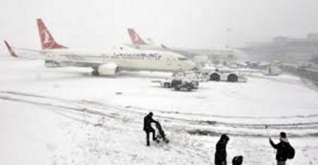 Istanbul: Putnici na aerodromu izgubili strpljenje, intervenisala policija
