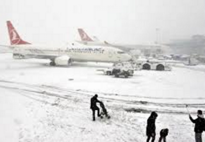 Istanbul: Putnici na aerodromu izgubili strpljenje, intervenisala policija