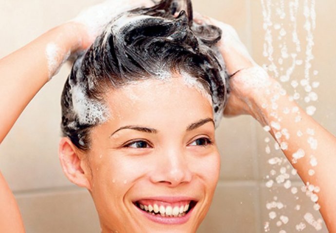 Želite savršenu kosu? Nikad se ne biste sjetili uraditi ovo!