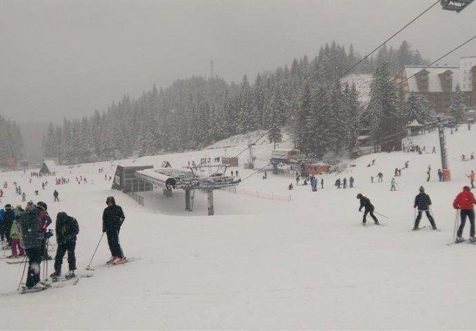 Bh. planine spremne za ljubitelje zimskih sportova: Večeras noćno skijanje na Bjelašnici