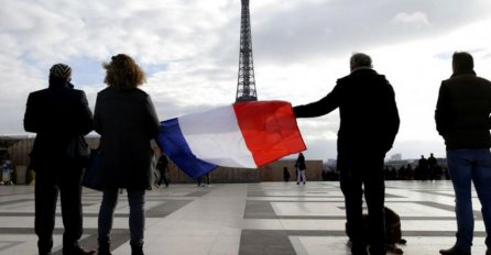 Francuska odala počast žrtvama na godišnjicu napada na Charlie Hebdo i supermarket