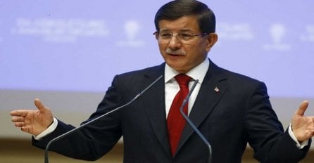 Davutoglu: I Rusija je postala saučesnik u sirijskom zločinu