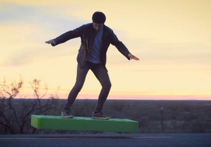 Prvi na svijetu: Ovako izgleda leteći skateboard! (VIDEO)