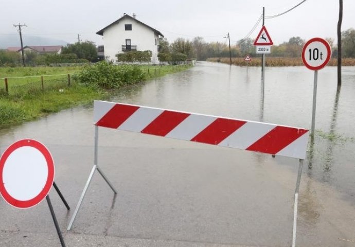 Direktor centra za vanredne situacije: U poplavljenim područijima na Kosovu nije alarmantno