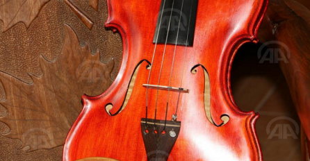  Putnica u vozu zaboravila Stradivarijevu violinu vrijednu 2,4 miliona dolara