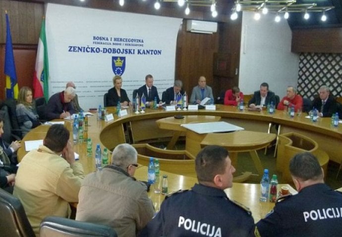 Javna rasprava o načinu rada Ureda za pritužbe javnosti MUP-a ZDK