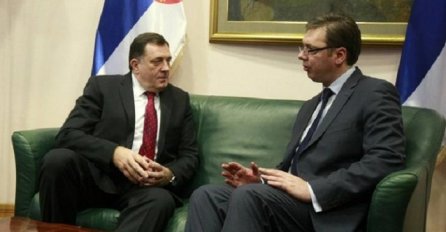 Vučić: Ne mogu da utičem na Dodika oko referenduma