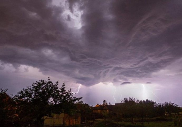 Zbog nevremena nekoliko banjalučkih naselja bez struje