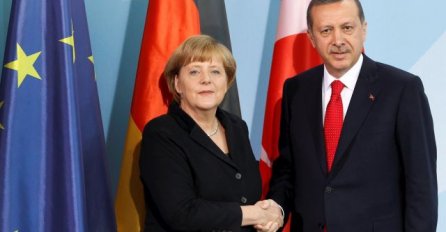 Erdogan i Merkel razgovarali telefonom: Terorizam nema vjeru niti naciju