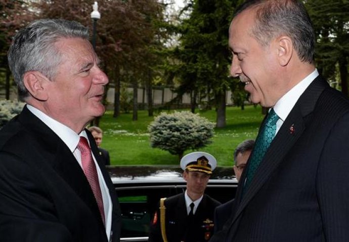 Erdogan i Gauck razgovarali telefonom: Naglasili značaj zajedničke borbe protiv terorizma