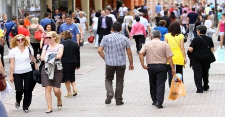 Građani BiH najviše vjeruju religijskim institucijama: Idalje imaju malo povjerenja u političke partije i institucije vlasti