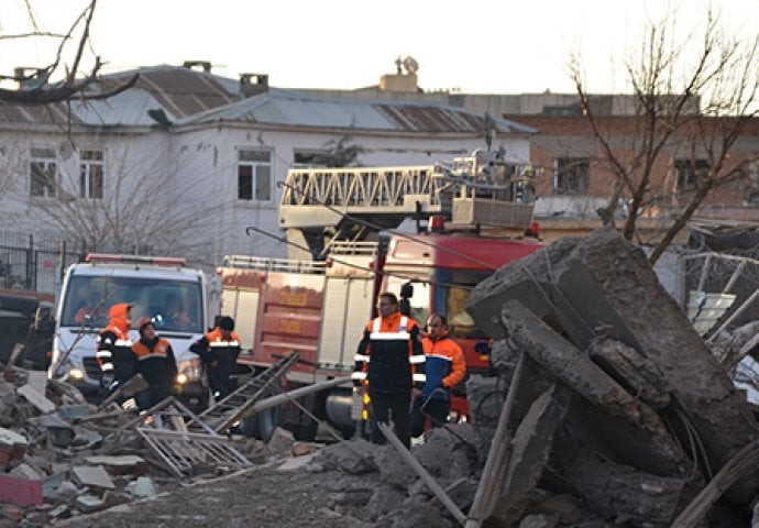 Šest osoba ubijeno, a trideset tri ranjeno u bombaškom napadu na jugoistoku Turske