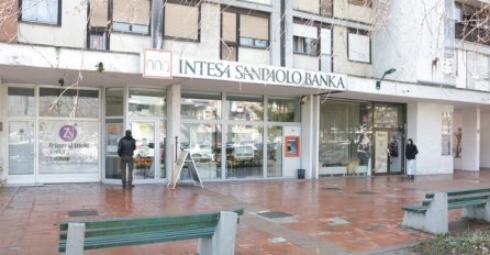 Dvije osobe opljačkale Intesa Sanpaolo banku u Sarajevu 