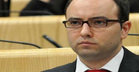  Mašić: Vlada FBiH od radnika želi napraviti robove