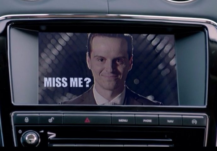 Nedostajem vam? Slike zlikovca iz 'Sherlocka' na ekranima kijevskog metroa