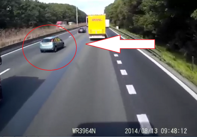 Ovo je najgora prometna nesreća ikada snimljena, na svu sreću vozačica je preživjela (VIDEO)