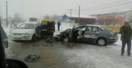 Težak lančani sudar: Sveštenik poginuo na licu mjesta!