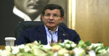  Davutoglu: Turska zadovoljna ukidanjem sankcija prema Iranu, to će doprinijeti regionalnom razvoju