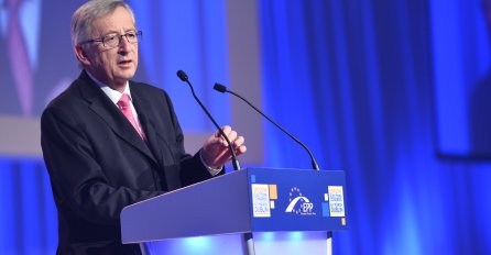  Jean-Claude Juncker sazvao vanredni samit EU-a zbog izbjegličke krize