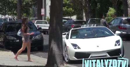 On je dokazao da ne treba mnogo pričati ako voziš Lamborghini (VIDEO)