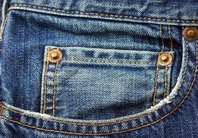 Riješena nedoumica: Otkriveno čemu služi džepić na jeans pantalonama!