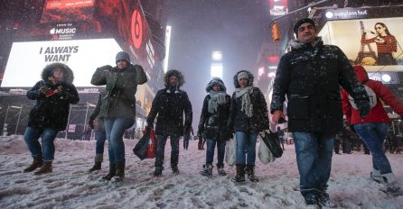 Vanredno stanje: Snježna oluja u SAD-u odnijela 19 života