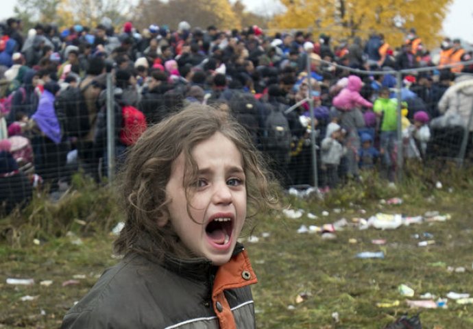 Otimaju novac od izbjeglica: U Siriji umrete jednom, ovdje umirete svake noći!