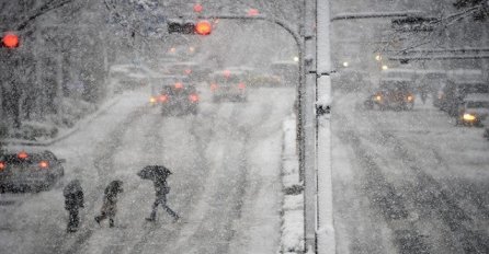 U nevremenu na Tajvanu i Japanu poginulo najmanje 90 osoba